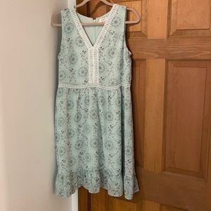 Great spring/summer dress! Size 10.